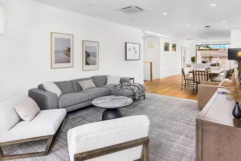 Living - 253 Kolmar St, La Jolla, CA 92037 photo 2 of 2