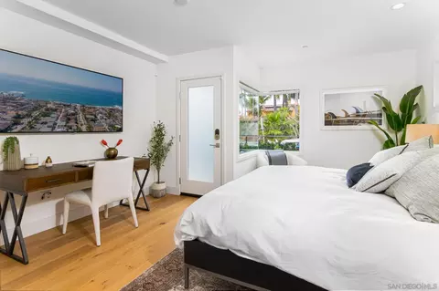 Bedroom - 253 Kolmar St, La Jolla, CA 92037 photo 1 of 3