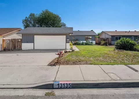 Exterior - 13135 Pam Ln, Lakeside, CA 92040 photo 2 of 8