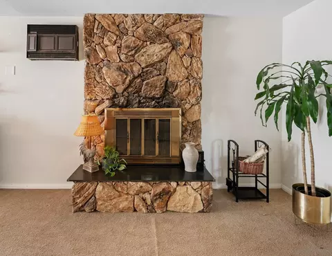 Living - 13135 Pam Ln, Lakeside, CA 92040 photo 2 of 3