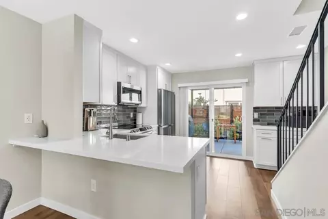 Kitchen - 10339 Carefree Dr, Santee, CA 92071 photo 2 of 5