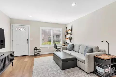 Living - 10339 Carefree Dr, Santee, CA 92071 photo 2 of 3