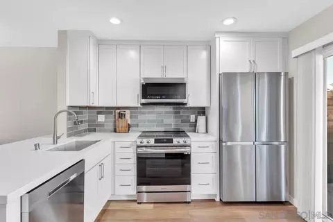 10339 Carefree Dr, Santee, CA 92071