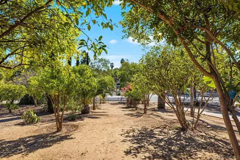 Exterior - 5818 Jeffries Ranch Rd, Oceanside, CA 92057 photo 2 of 8