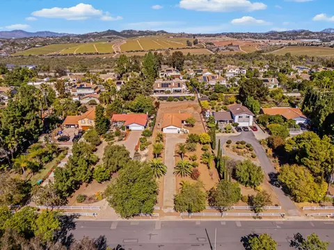 View/Area - 5818 Jeffries Ranch Rd, Oceanside, CA 92057 photo 2 of 4
