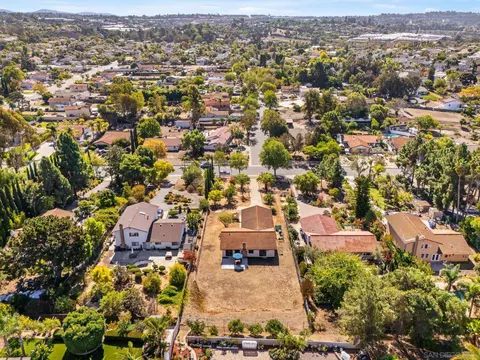 View/Area - 5818 Jeffries Ranch Rd, Oceanside, CA 92057 photo 1 of 4