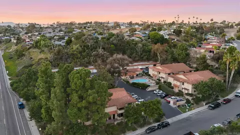View/Area - 265 Loma Alta Dr #D8, Oceanside, CA 92054 photo 2 of 4