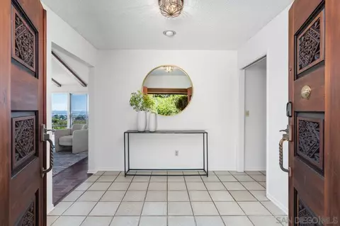 5504 Rutgers Rd, La Jolla, CA 92037 photo 13