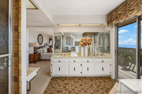 5504 Rutgers Rd, La Jolla, CA 92037 photo 44