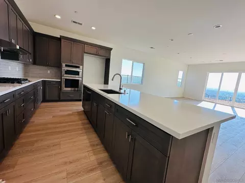Kitchen - 7845 La Mesa Summit Dr, La Mesa, CA 91941 photo 2 of 4