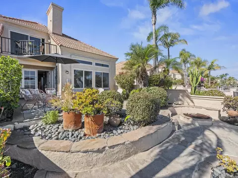 Exterior - 103 Tunapuna Ln, Coronado, CA 92118 photo 6 of 10
