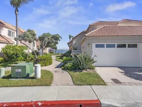 Exterior - 103 Tunapuna Ln, Coronado, CA 92118 photo 2 of 10