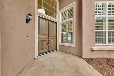 Entry Way - 2251 Orchard View Ln, Escondido, CA 92027 photo 10 of 10