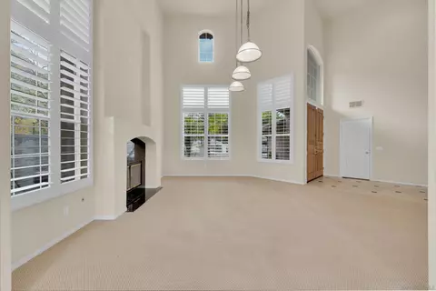 Living - 2251 Orchard View Ln, Escondido, CA 92027 photo 3 of 12