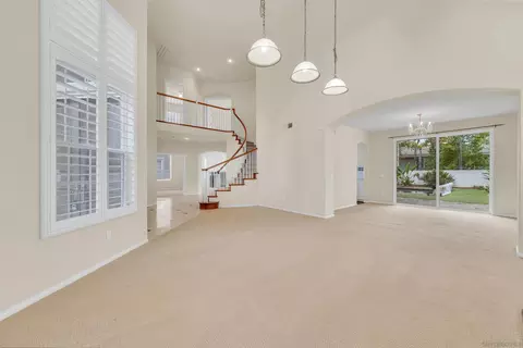 Living - 2251 Orchard View Ln, Escondido, CA 92027 photo 2 of 12