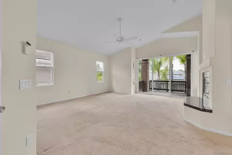 Living - 2251 Orchard View Ln, Escondido, CA 92027 photo 11 of 12