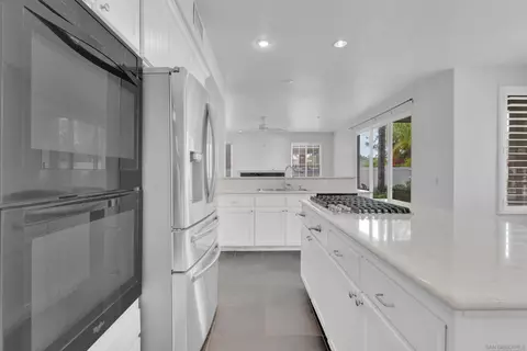 Kitchen - 2251 Orchard View Ln, Escondido, CA 92027 photo 7 of 7