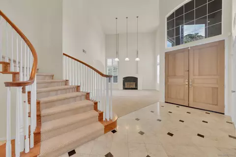 Entry Way - 2251 Orchard View Ln, Escondido, CA 92027 photo 1 of 10