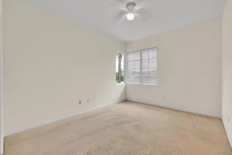 Bedroom - 2251 Orchard View Ln, Escondido, CA 92027 photo 5 of 8