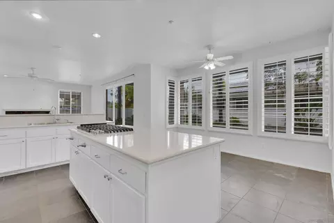 Kitchen - 2251 Orchard View Ln, Escondido, CA 92027 photo 2 of 7