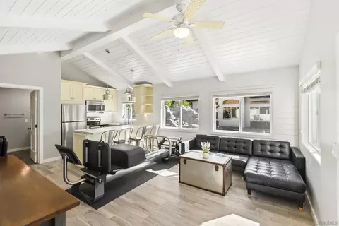 Living - 14224 Harrow Pl, Poway, CA 92064 photo 3 of 3