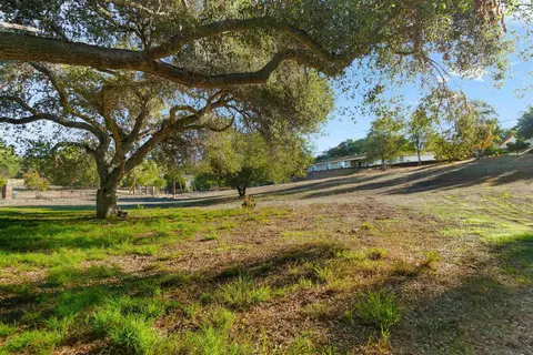Exterior - 2495 Marianne Ln, Fallbrook, CA 92028 photo 9 of 11