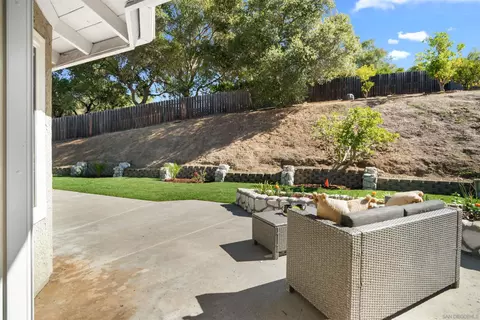 Exterior - 2495 Marianne Ln, Fallbrook, CA 92028 photo 10 of 11