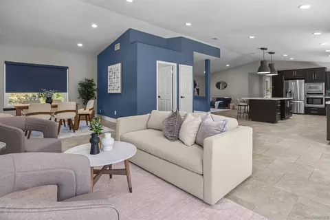 Living - 2495 Marianne Ln, Fallbrook, CA 92028 photo 6 of 6