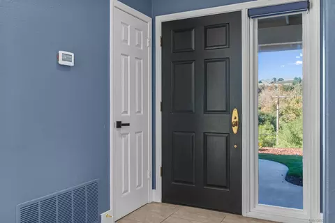 Entry Way - 2495 Marianne Ln, Fallbrook, CA 92028 photo 1 of 2