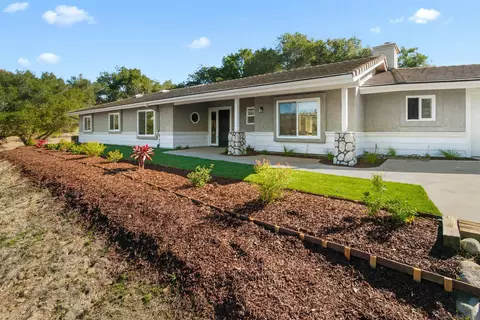 Exterior - 2495 Marianne Ln, Fallbrook, CA 92028 photo 1 of 11