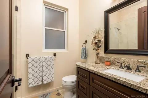 Bath - 3132 Via Asoleado, Alpine, CA 91901 photo 3 of 5