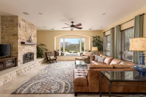 Living - 3132 Via Asoleado, Alpine, CA 91901 photo 3 of 4