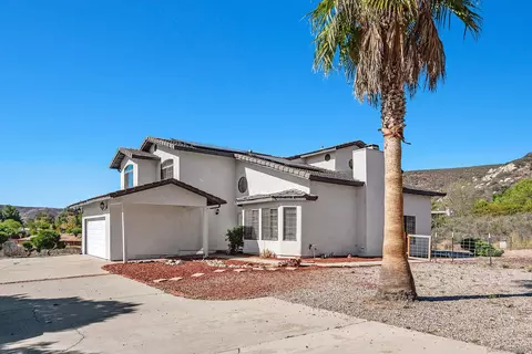 Exterior - 24252 Sargeant Rd, Ramona, CA 92065 photo 5 of 21