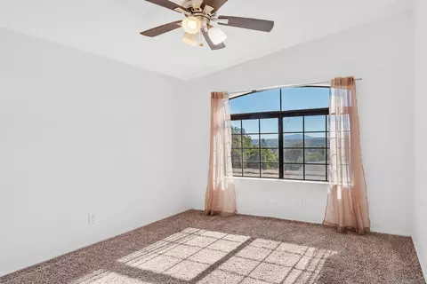 Bedroom - 24252 Sargeant Rd, Ramona, CA 92065 photo 4 of 7