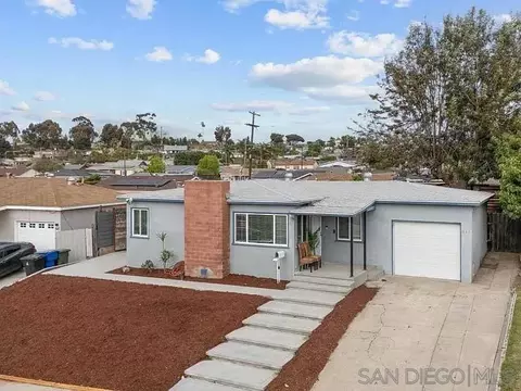 Exterior - 647 Claire Ave, Chula Vista, CA 91910 photo 3 of 6