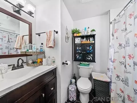 Bath - 647 Claire Ave, Chula Vista, CA 91910 photo 3 of 3