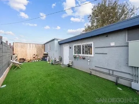Exterior - 647 Claire Ave, Chula Vista, CA 91910 photo 4 of 6