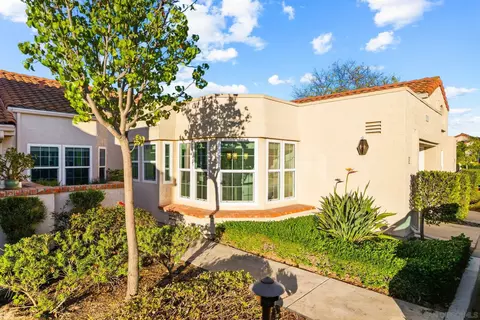 15905 Avenida Villaha #80, San Diego, CA 92128