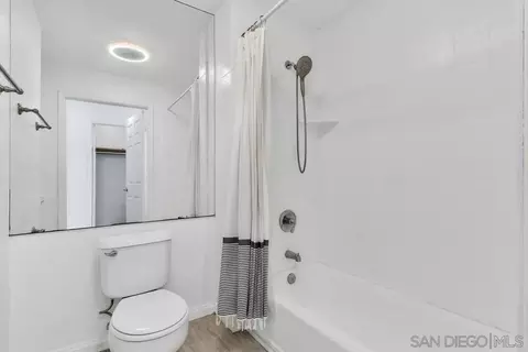 Bath - 9860 Dale Ave #A12, Spring Valley, CA 91977 photo 2 of 3