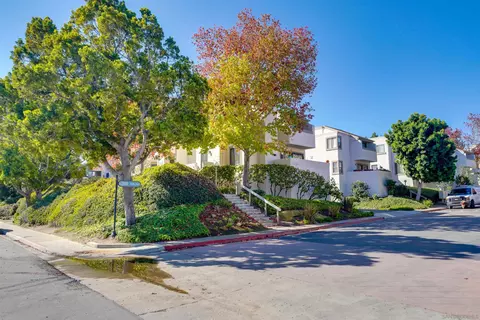8430 Via Sonoma #49, La Jolla, CA 92037