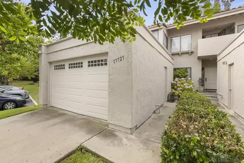 17727 Valle De Lobo Dr, Poway, CA 92064 photo 2