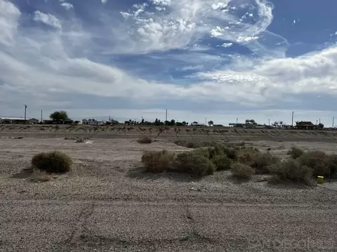 2354 Honolulu Ave #9, Salton City, CA 92274