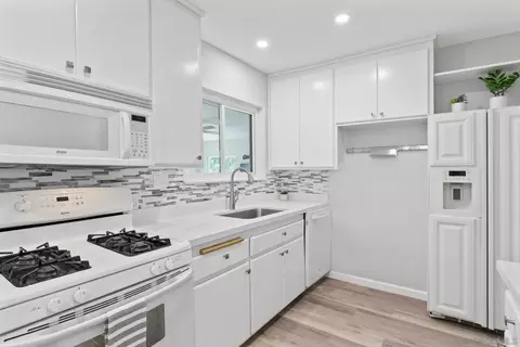 Kitchen - 5941 Lubbock Ave, La Mesa, CA 91942 photo 3 of 3