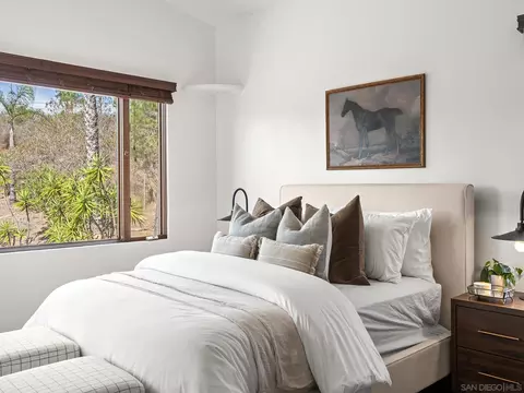 Bedroom - 3485 Lone Jack Rd, Encinitas, CA 92024 photo 2 of 3
