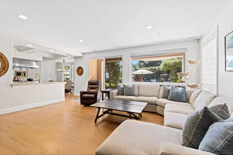 Living - 301 Cantle Ln, Encinitas, CA 92024 photo 3 of 3