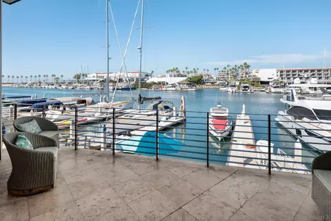 View/Area - 25 The Pt, Coronado, CA 92118 photo 3 of 16