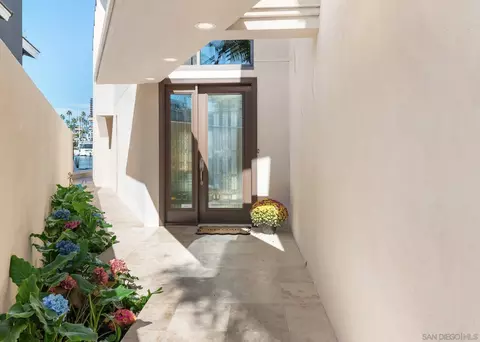 Entry Way - 25 The Pt, Coronado, CA 92118 photo 1 of 2