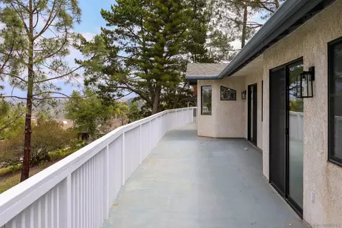 28983 Mountain Meadow Rd, Escondido, CA 92026 photo 34