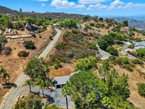 28983 Mountain Meadow Rd, Escondido, CA 92026 photo 43