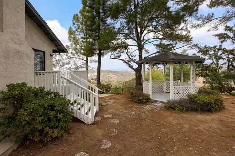 28983 Mountain Meadow Rd, Escondido, CA 92026 photo 50
